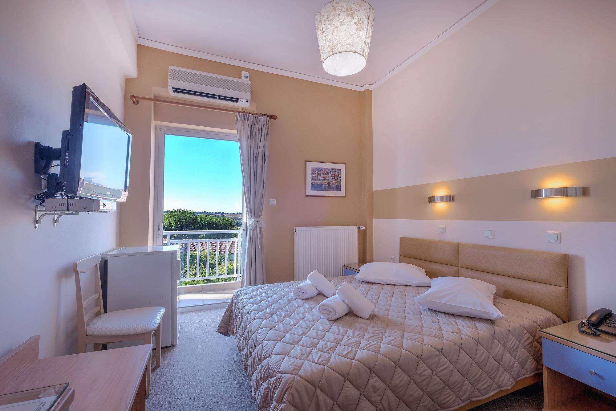 Hotel Taxiarhis Лутра-Кіллініс Екстер'єр фото